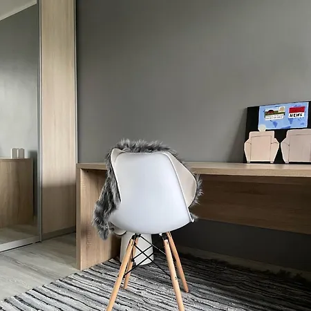 Light Grey Apartment In Maardu Eksteriør billede